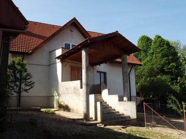 Casa Sacele, zona Baciu,Brasov